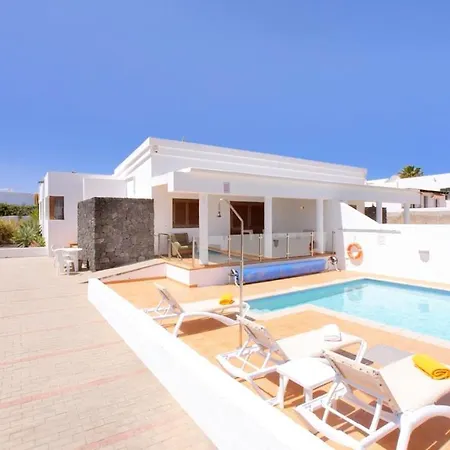 Mi Casa Villa *